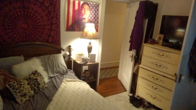 Building Photo - 2974 N Frederick Ave