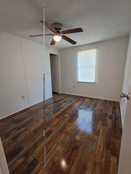 Building Photo - 23 Jimmie Ln