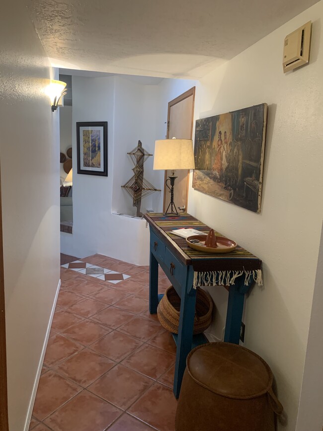 Building Photo - 153 Calle Don Jose