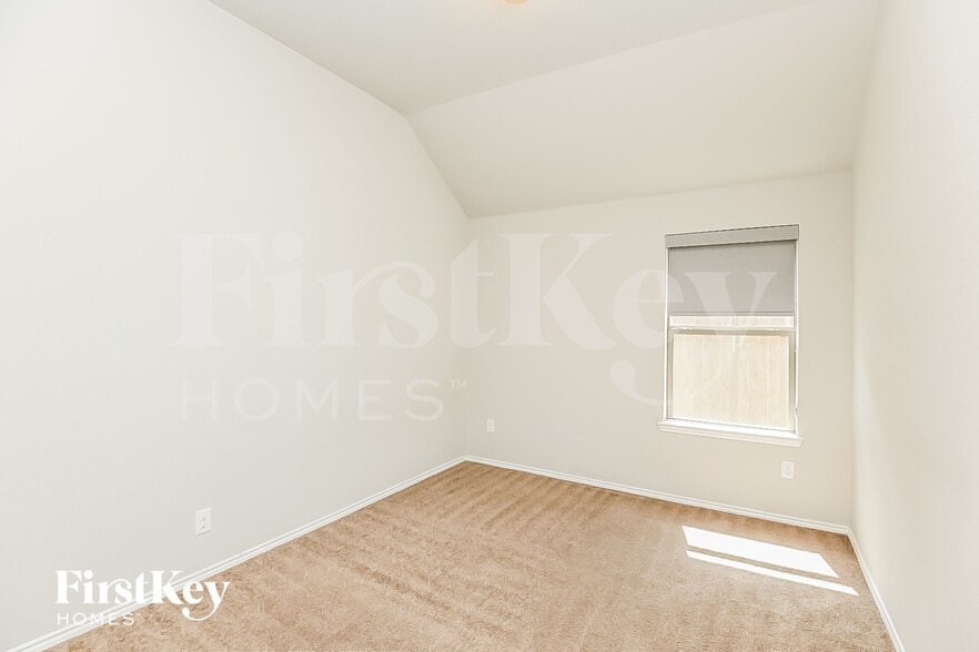 Building Photo - 6372 Battle Mountain Trl