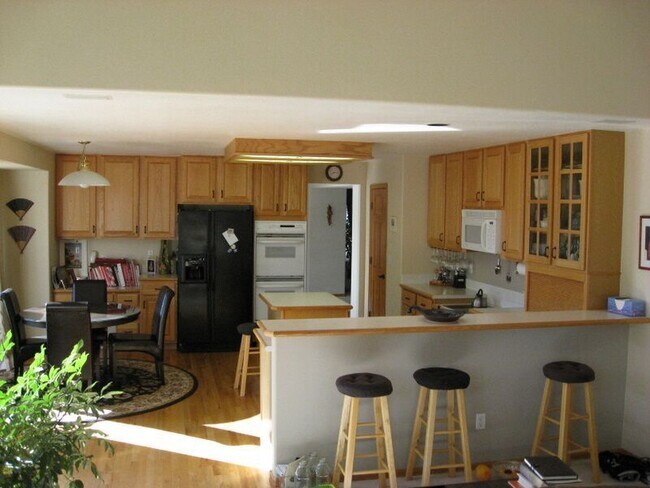 Building Photo - Gorgeous 4BR Broomfield Home with large deck and fenced yard