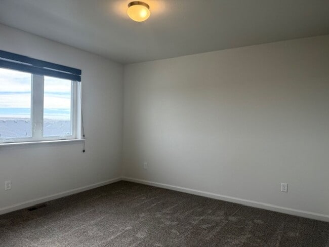 Building Photo - Fully Upgraded Executive Home For Lease