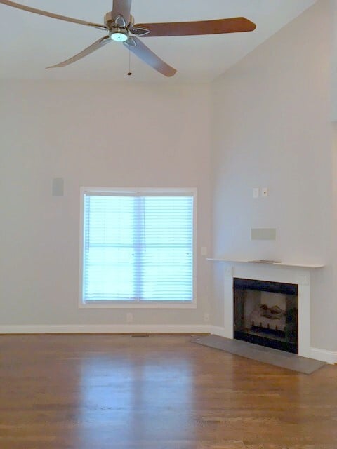 Building Photo - 5 Robert de Brus Cir