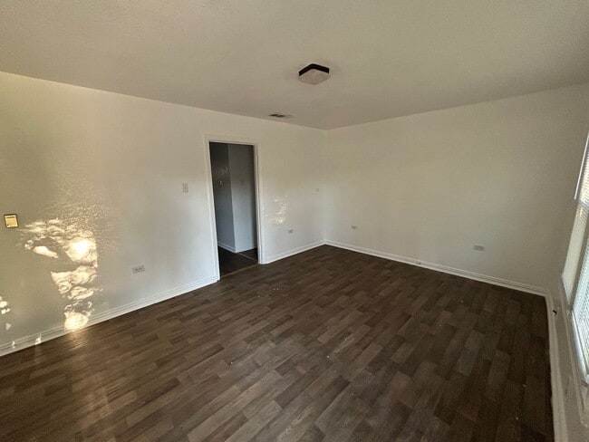 Building Photo - Updated North Waco Home