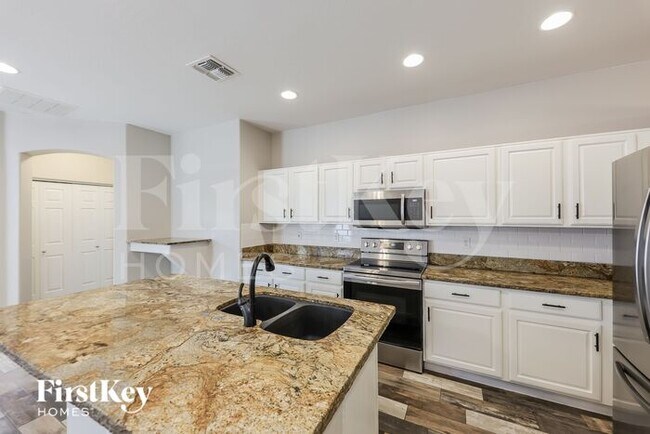 Building Photo - 4621 W Fortune Dr