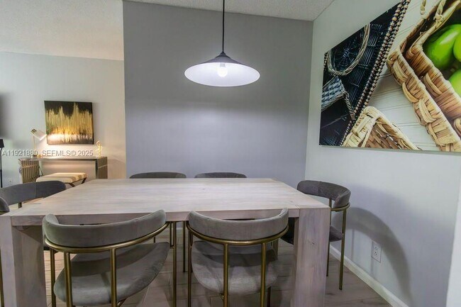 Building Photo - 5840 NE 22nd Way