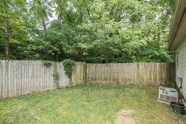 Building Photo - 1034 Marshall Park Dr