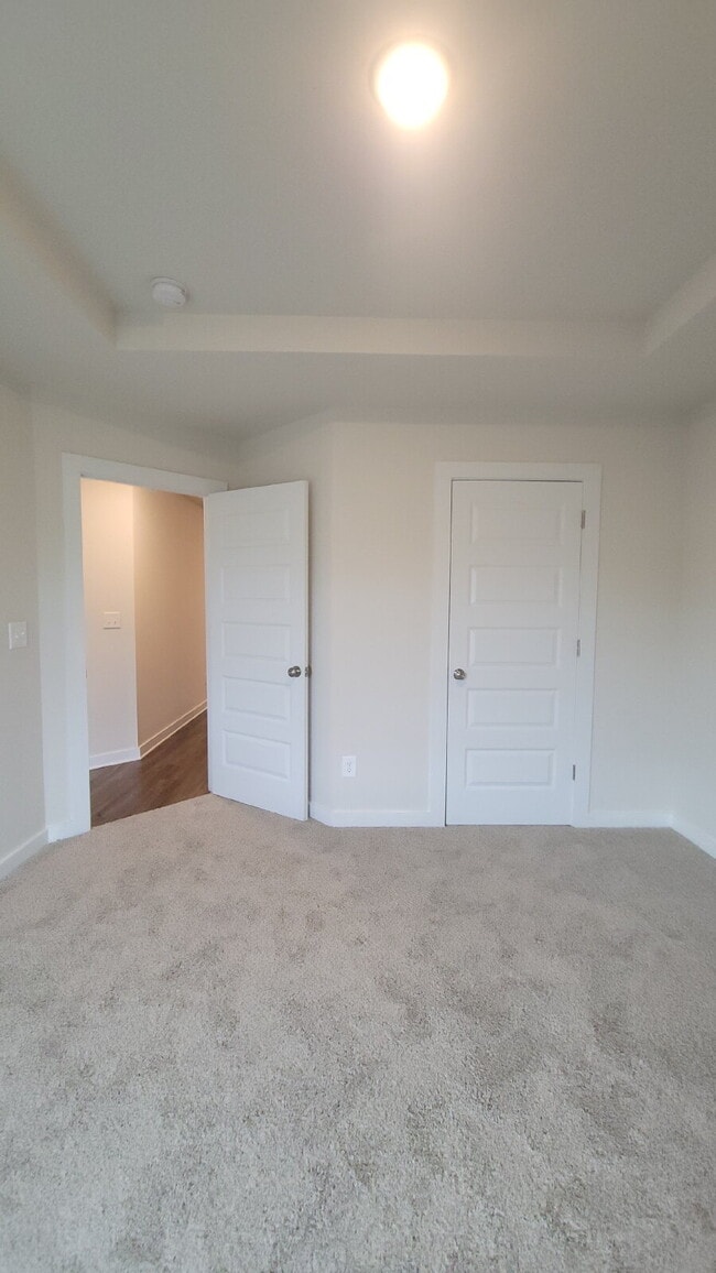 Building Photo - 7203 Chatfield Wy NW