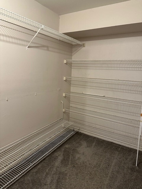 Building Photo - 125 Twin Oaks Dr