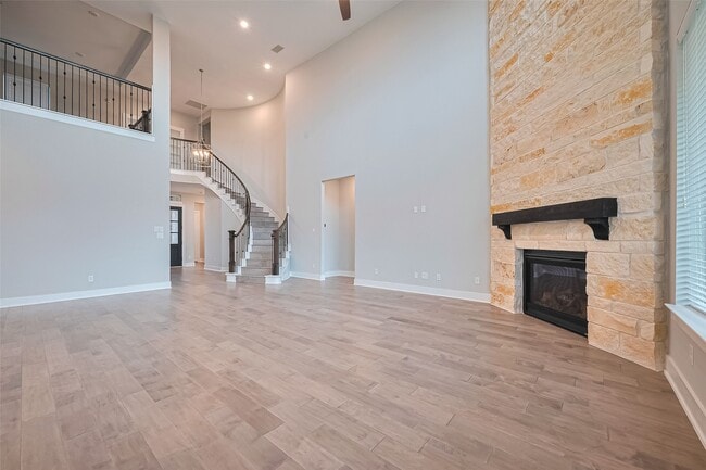 Building Photo - 1322 McMurtry Ridge Dr