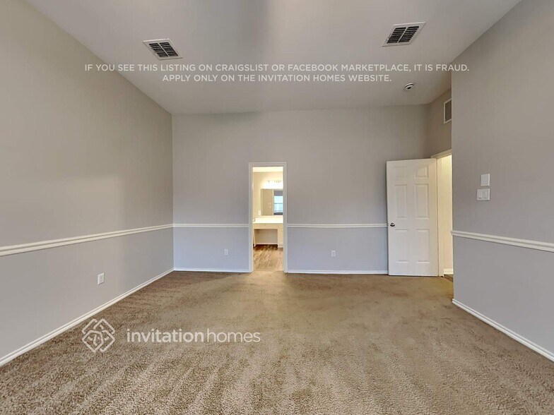 Building Photo - 216 Cedar Crest Dr