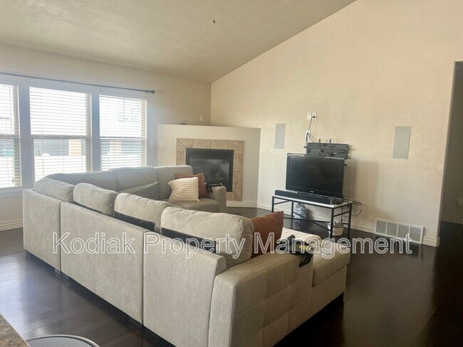 Building Photo - 11114 Aspen Gate Ct