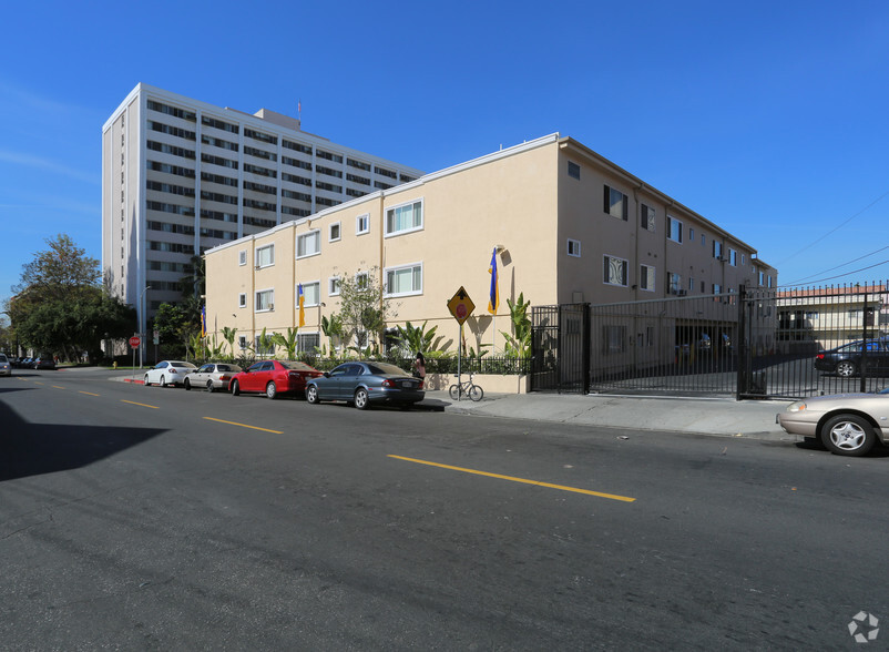 Building Photo - Wilshire Vermont Towers