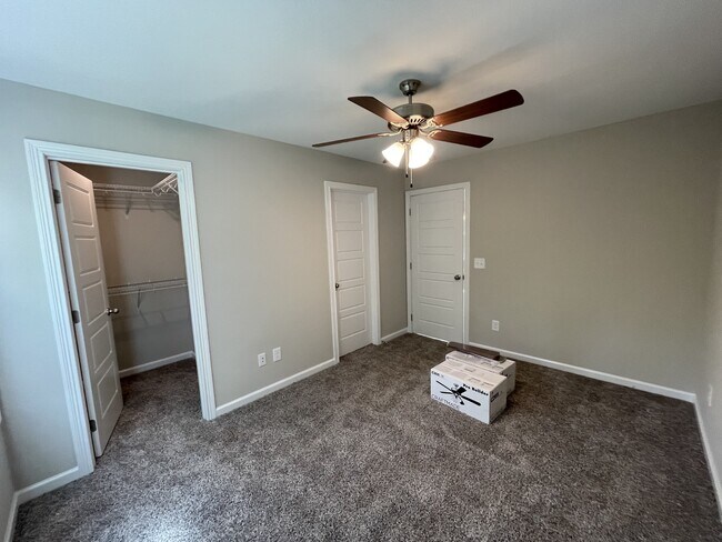 Building Photo - 316 Natcor Dr