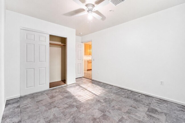 Building Photo - 85815 Avenida Raylynn