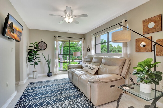 Primary Photo - 16436 Timberlakes Dr