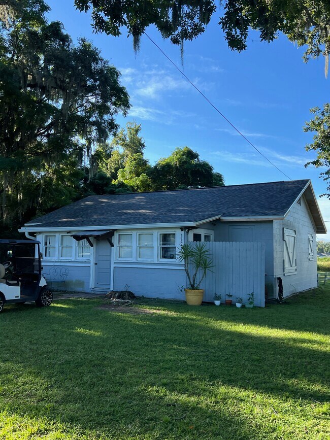 Building Photo - 12852 Florida Ave