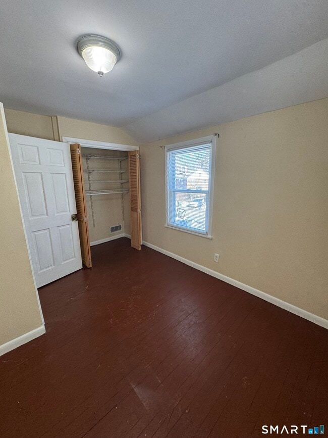 Building Photo - 117 Dupont Pl