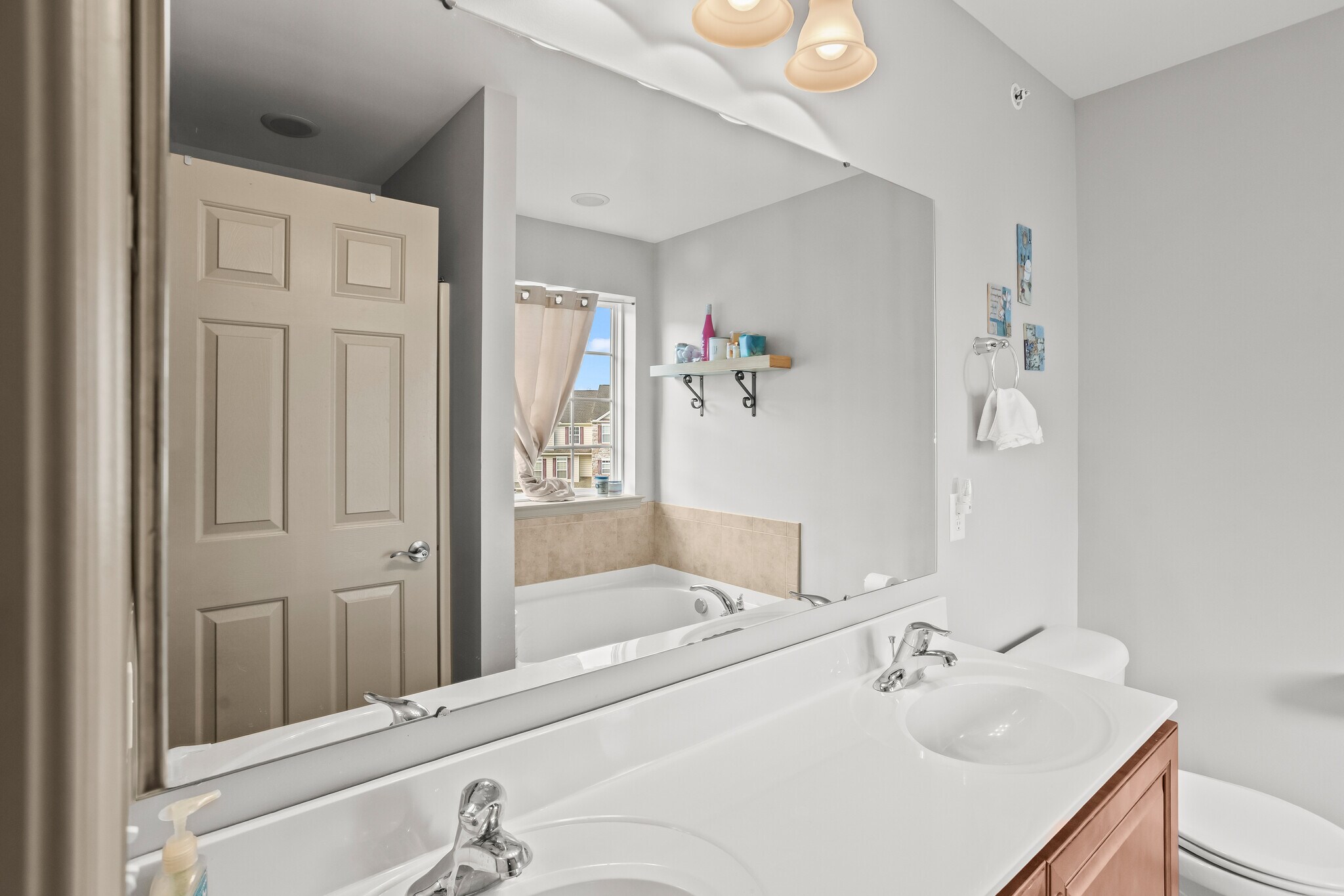 Building Photo - 14 Indiana Cir