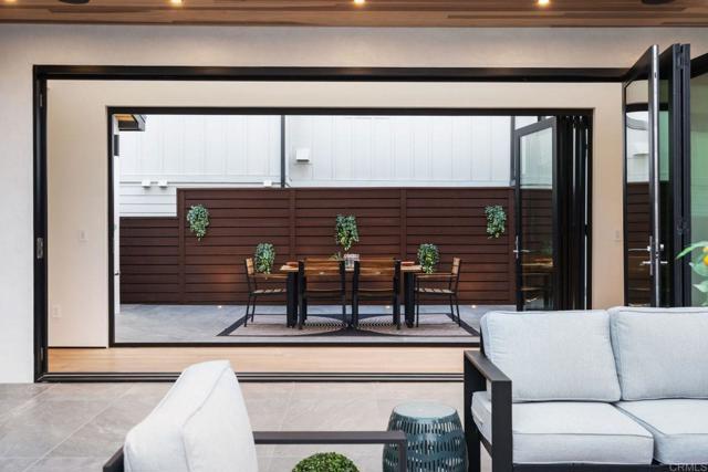 Building Photo - 5610 Bellevue Ave