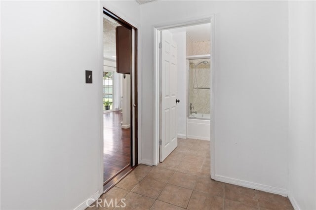 Building Photo - 12291 Hampton Ave