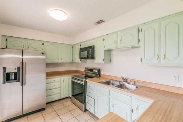 Building Photo - 920 Turtle Cove