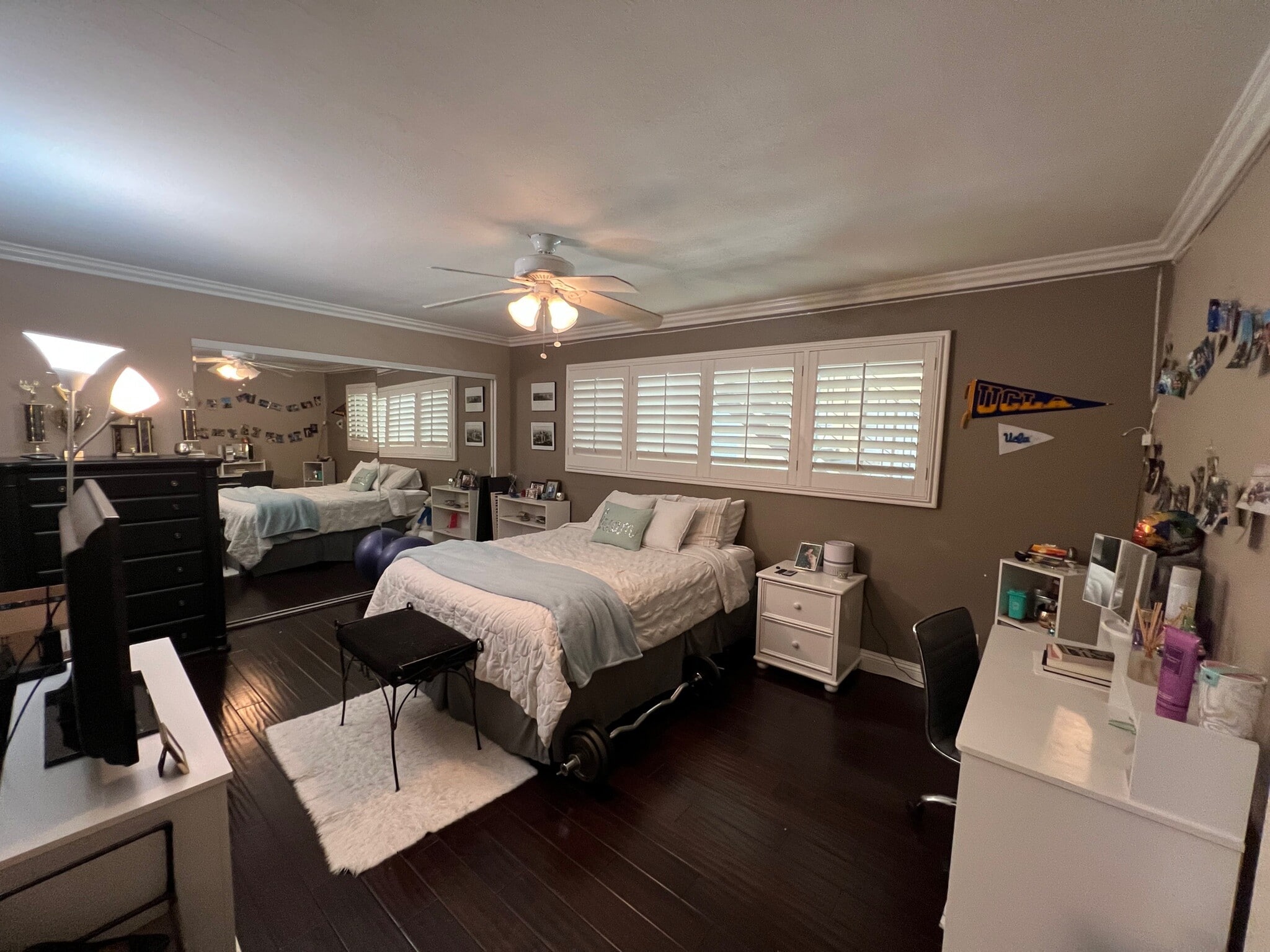 guest bedroom - 333 Newport Ave