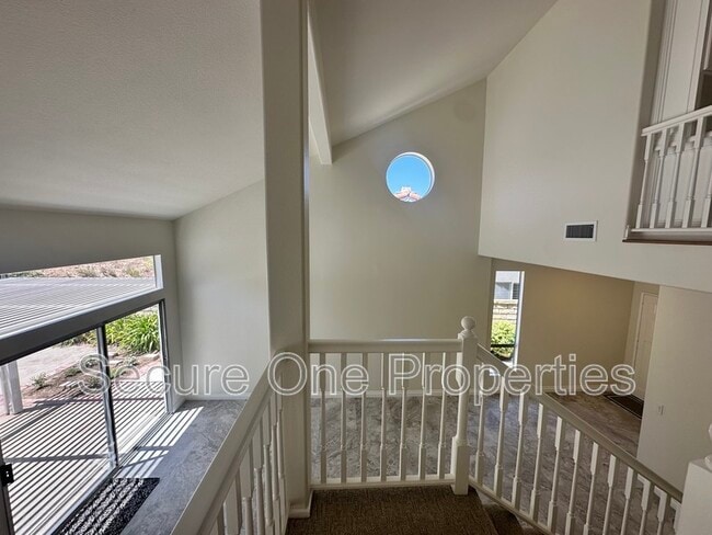 Building Photo - 1740 Amarelle St