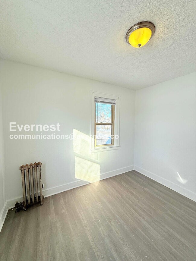 Building Photo - 13909 Hartwell St