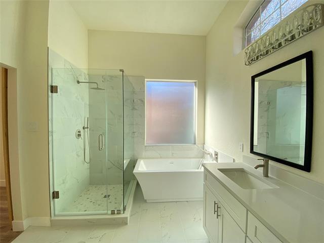 Building Photo - 1622 Mineral Springs Dr