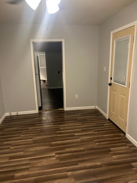 Building Photo - 1339 Jackson Ln