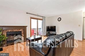 Building Photo - 1901 Ravens Crest Dr