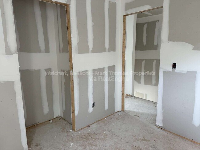 Building Photo - 1203 Fern St