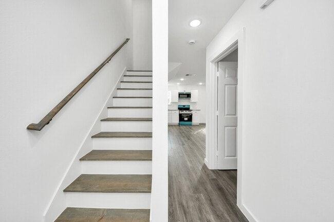 Building Photo - 2310 Wavell St