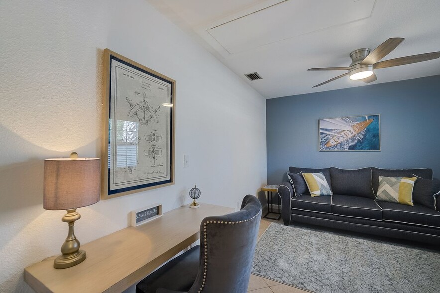 Building Photo - 426 Eagles Nest Ln