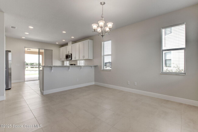 Building Photo - 3085 Blazing Star Dr