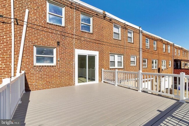 Building Photo - 7836 Fayette St