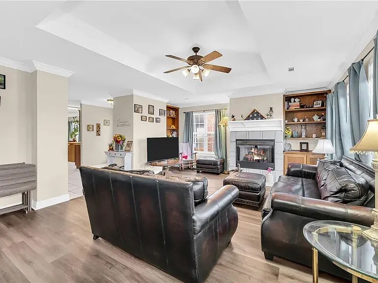 Building Photo - 11058 Rose Ct