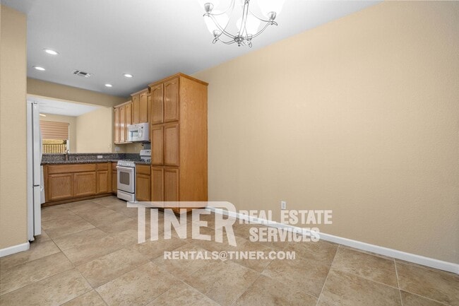 Building Photo - Introducing a charming new home in Folsom