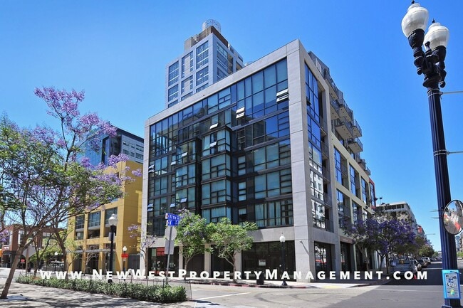 Building Photo - Modern Icon one bedroom in the heart of East Village! Small Pet OK! Available Now! 1 Pkng Space I...