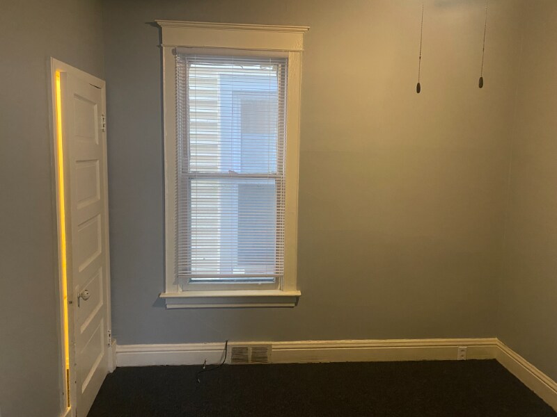 Building Photo - 1639 Thorn St