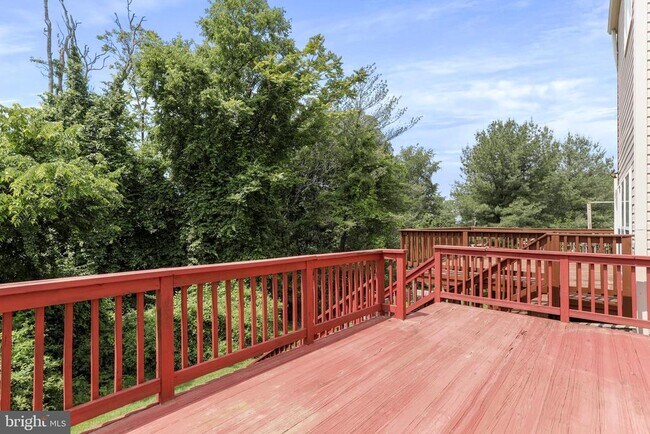 Building Photo - 6140 Newport Terrace
