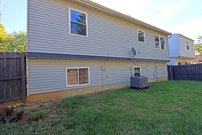 Building Photo - 7701 Flynnway Dr