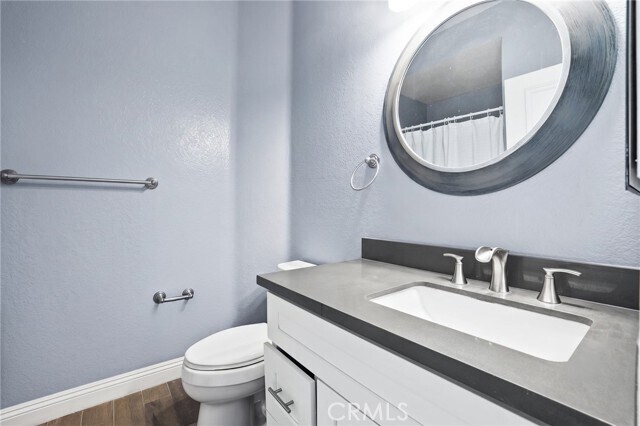 Building Photo - 52 Touraine Pl