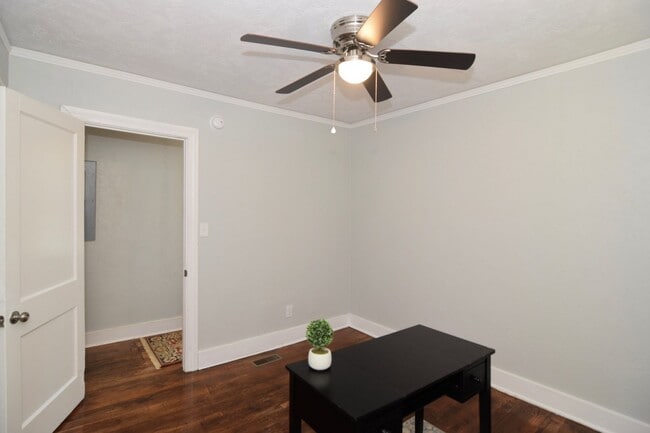 Building Photo - $995 - Updated 2 bed/1 bath house for rent off Wrightsboro Road, with fenced-in yard!