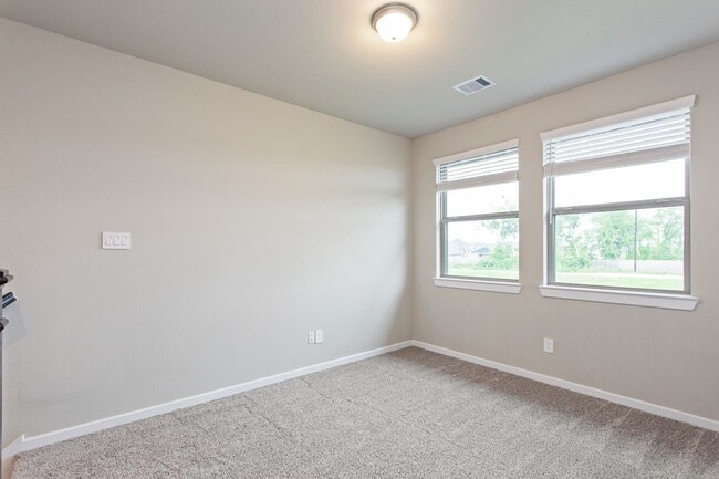 Building Photo - 1531 Rustling Creek Dr