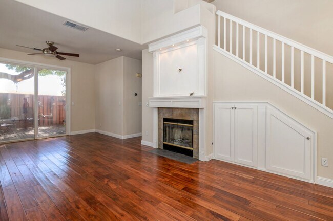 Building Photo - 3102 Cassia Ct