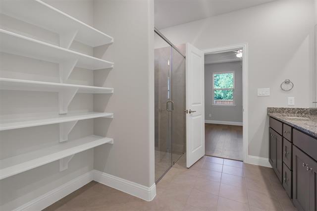 Building Photo - 3609 San Clemente Dr