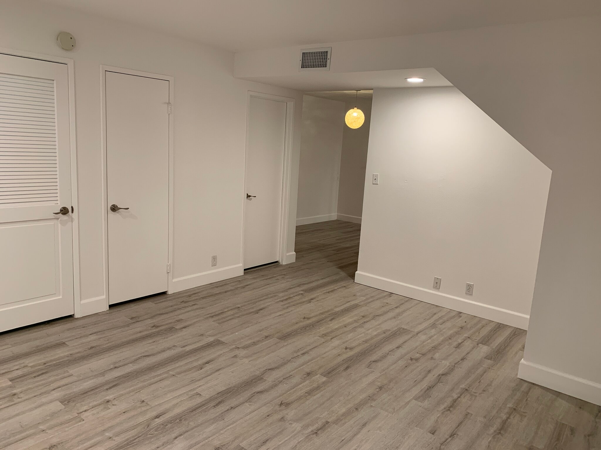 Building Photo - 41 Harkness Ave