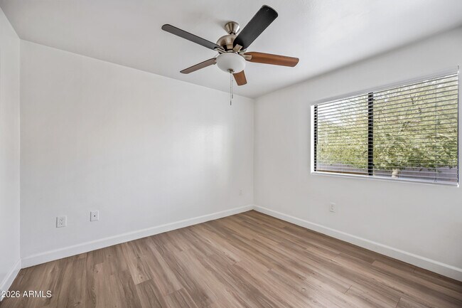 Building Photo - 3065 N 67th Ave